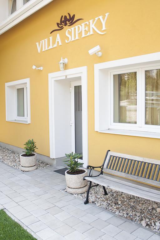 Villa Sipeky セネツ エクステリア 写真